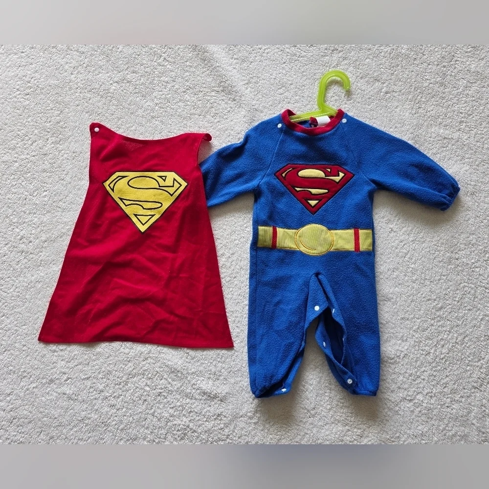 Rubie's Superman Classic Infant Costume Romper w/ Removable Cape, 6 Months